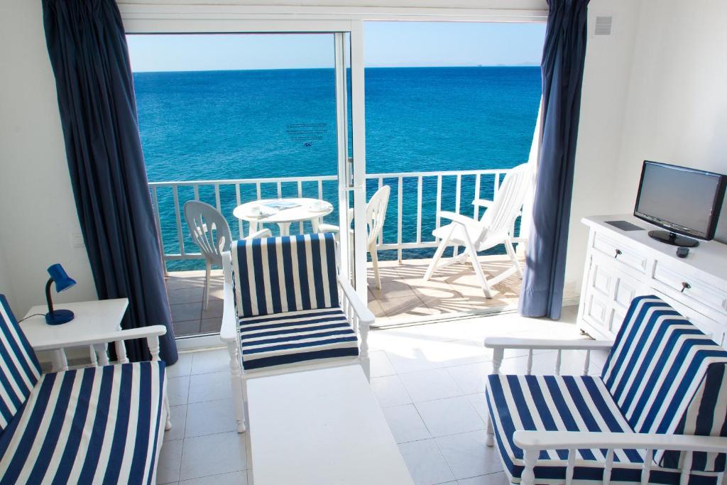 Apartamento de 1 dormitorio con vistas al mar (2 adultos)