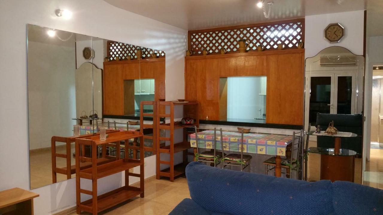Two-Bedroom Apartment Terrace Sea View