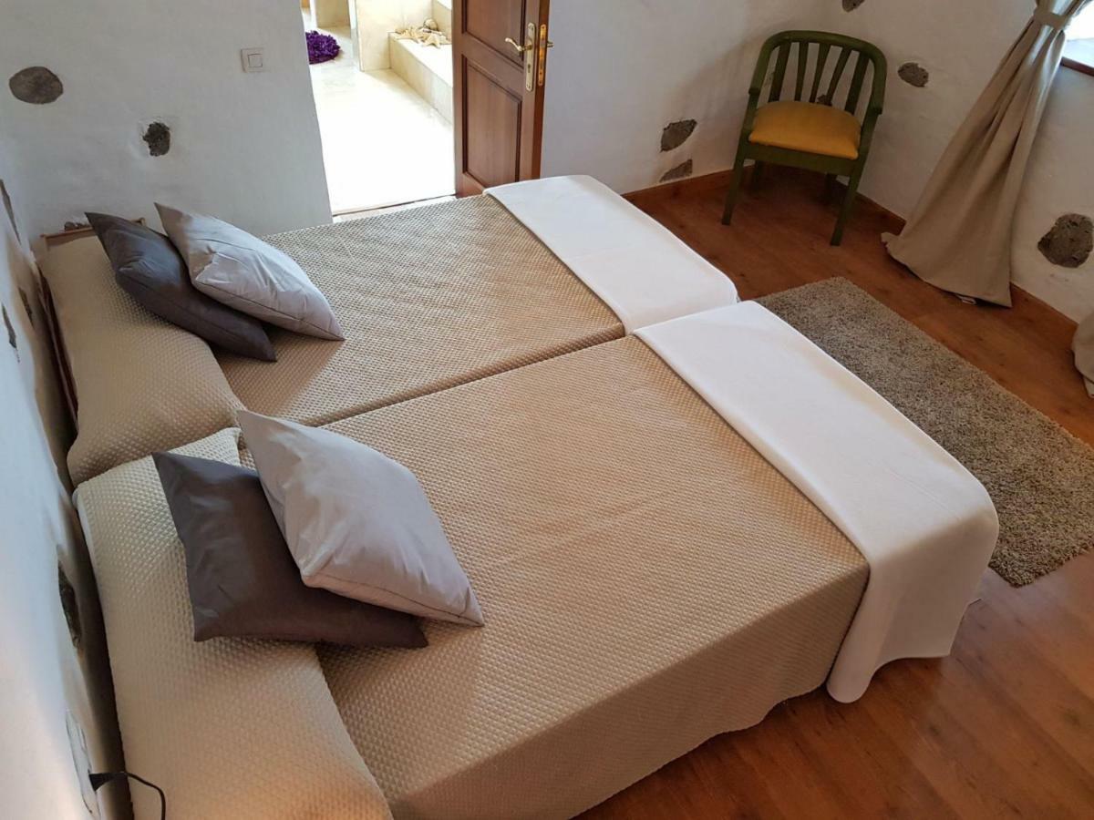 Three-Bedroom Townhouse,861583781:JPEG