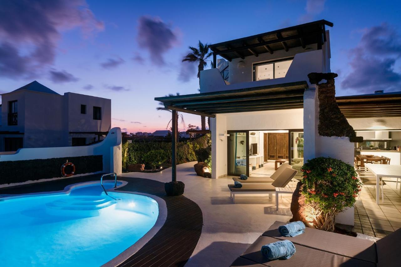 Villa con 5 Camere da Letto e Vista Mare Parziale - con Accesso Disabili