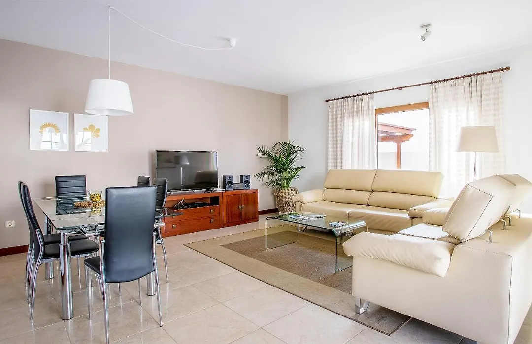 Villa Caletas Teguise - A Wonderful 5 Bedroom Villa - Perfect For A Large Group-1