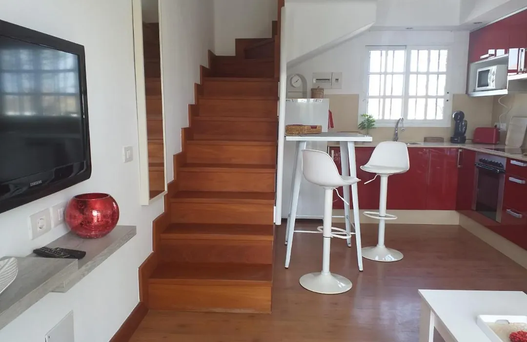 Apartment Duplex -The Sunny Hut - Swimming Pool - Free Wifi & Ac- Residence Las Marinas-1