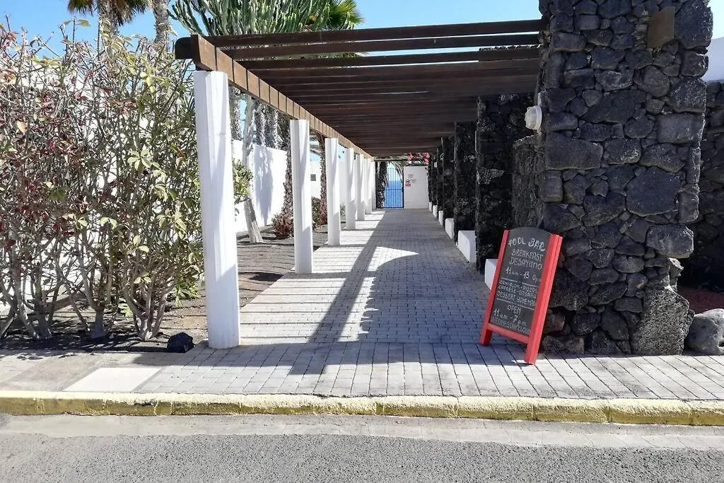 Apartamento Lina 25 Playa Roca-1