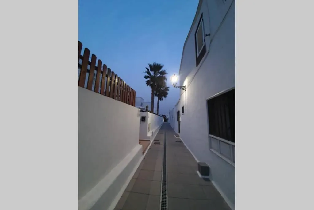 El Pasadizo - The Secret Passage-Puerto Del Carmen-1