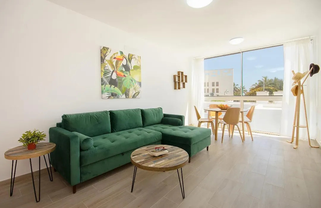 Orange Volcano Apartment, Free Access To The Fariones Sports Center-1