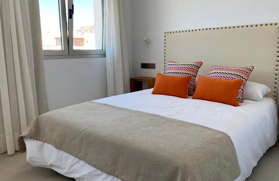 Marina Suites 7-1