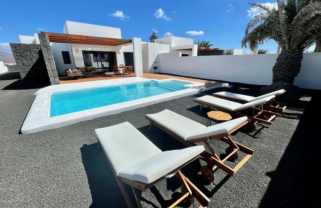 Villa Zaida By Villalia-1