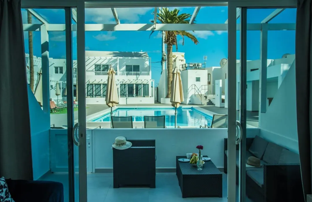 Casa Del Ritmo With Terrace Ac Shared Pool And Free Wifi-1