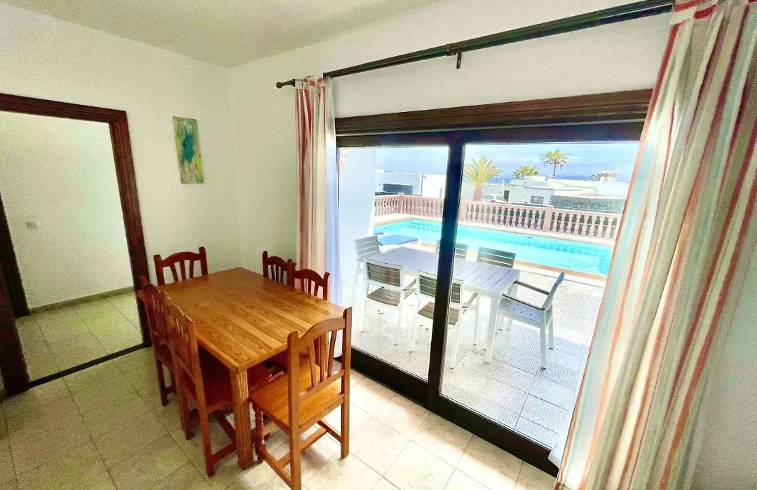 Villa 1B-1