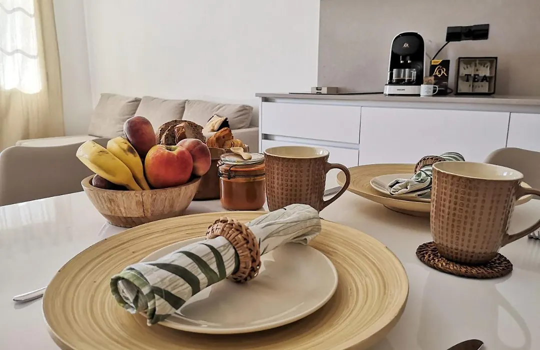 Apartamentos Mares De Lava - Playa Blanca-1