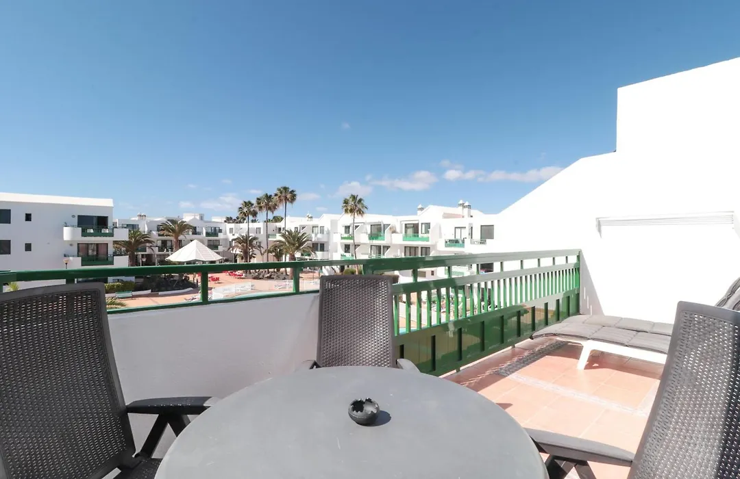 Apartamento Recien Reformado En La Playa-1