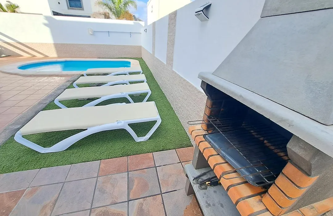 Villa Linda con Piscina Privada-1