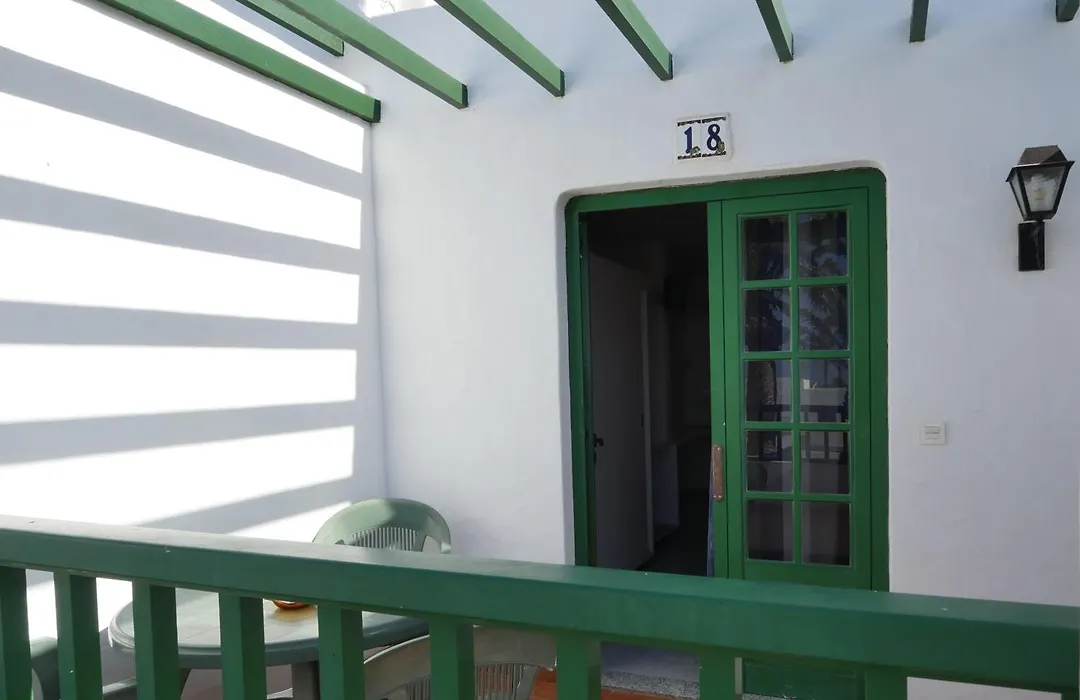 Apartamentos Tropicana-1