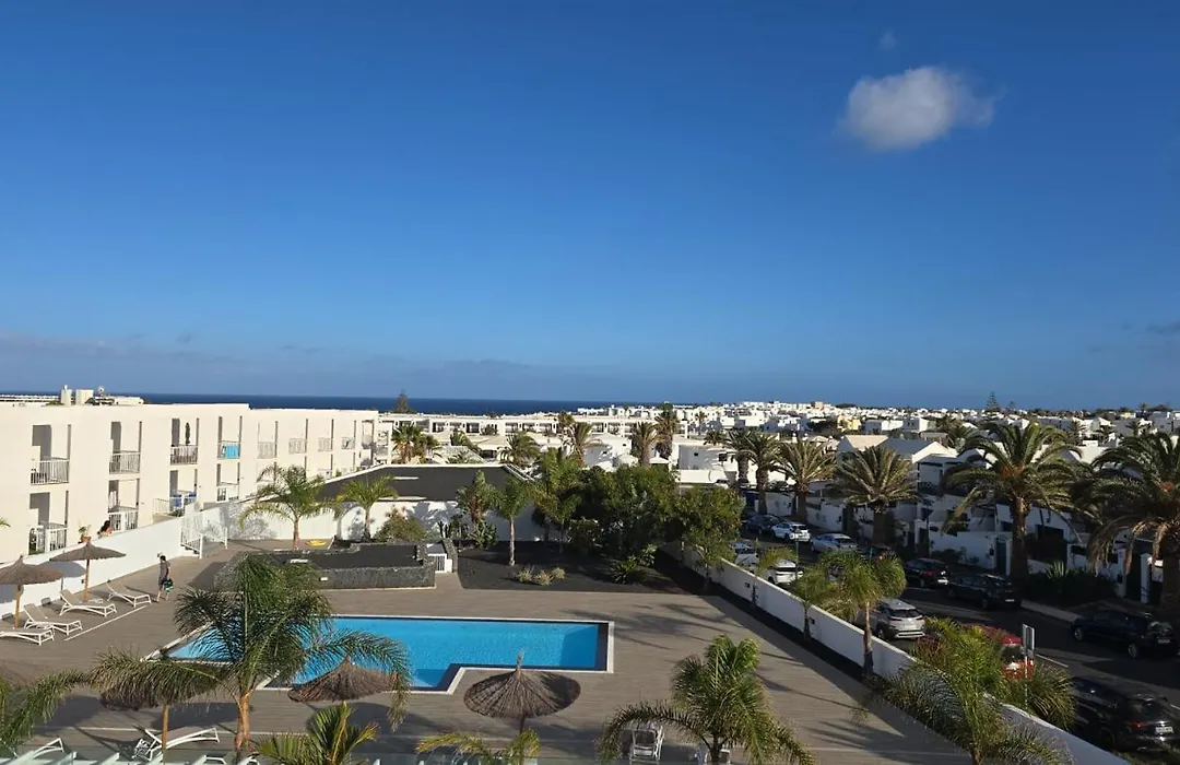 Apartment Namaste- Amazing Sea View & Infinity Pool - Good Wifi - Smart Tv-Residence Senator-1