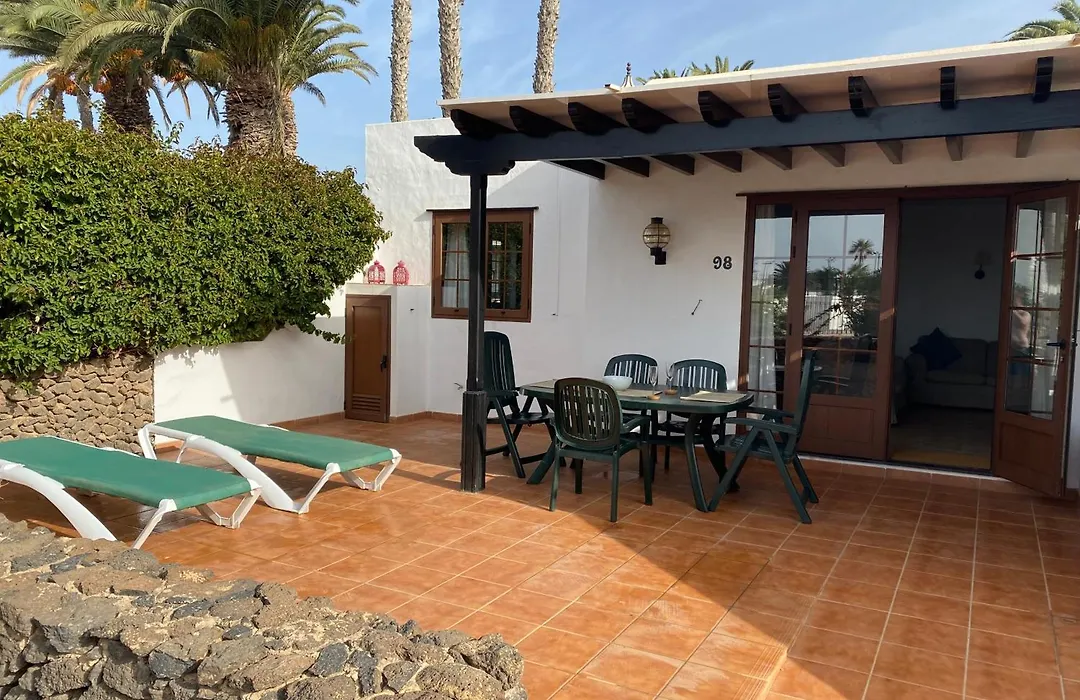 Las Brisas, Villa 98-1