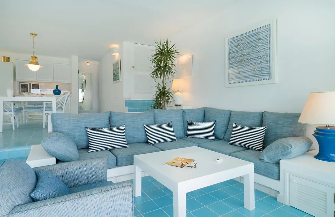 Luxury Sea Front Caleton 40-1