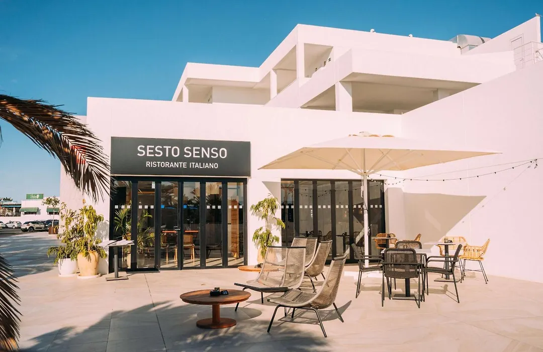 Radisson Blu Resort, Lanzarote Adults Only-1