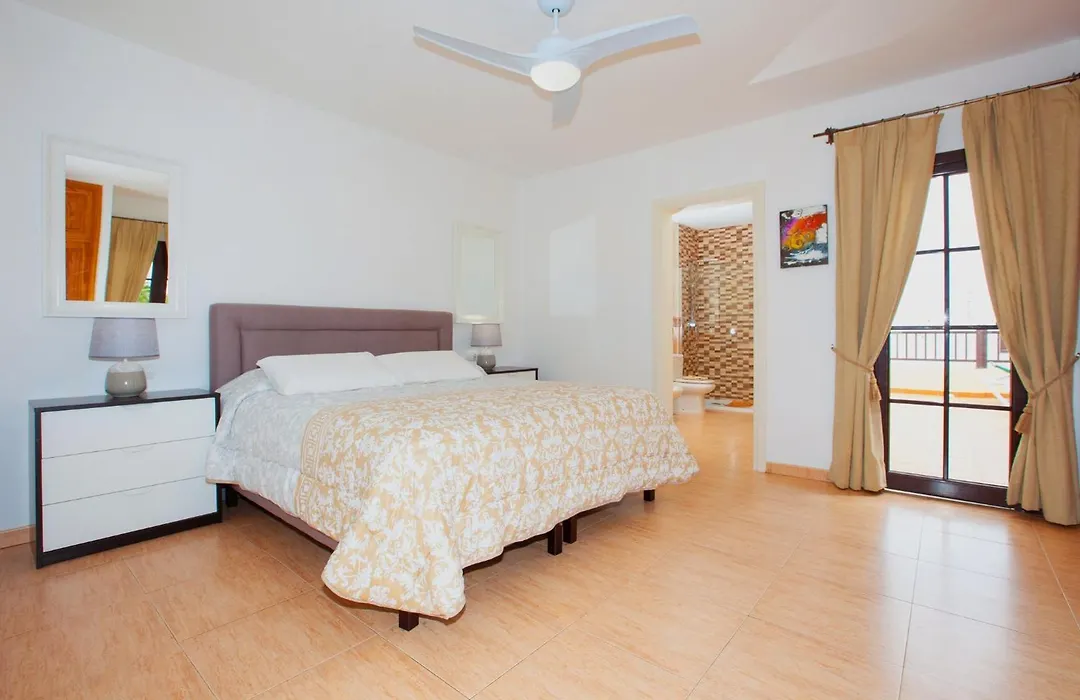 Delightful Costa Teguise Villa 4 Bedrooms Large Private Pool Villa Ellen-1