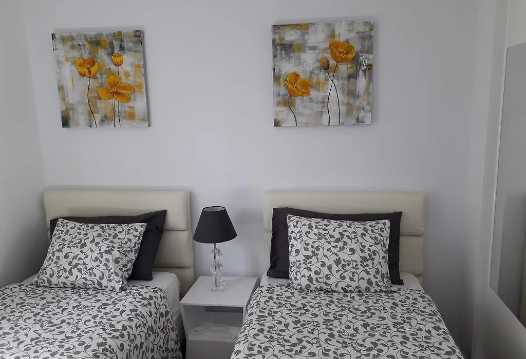 Apartamento Club Valena-1
