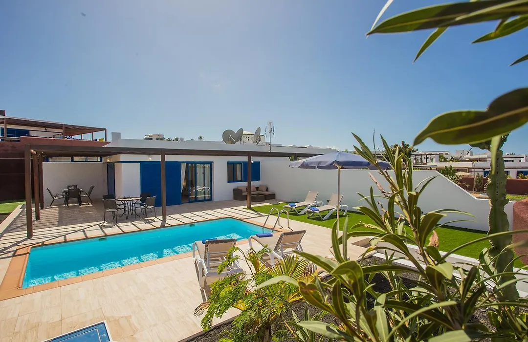 Las Marinas Deluxe-1