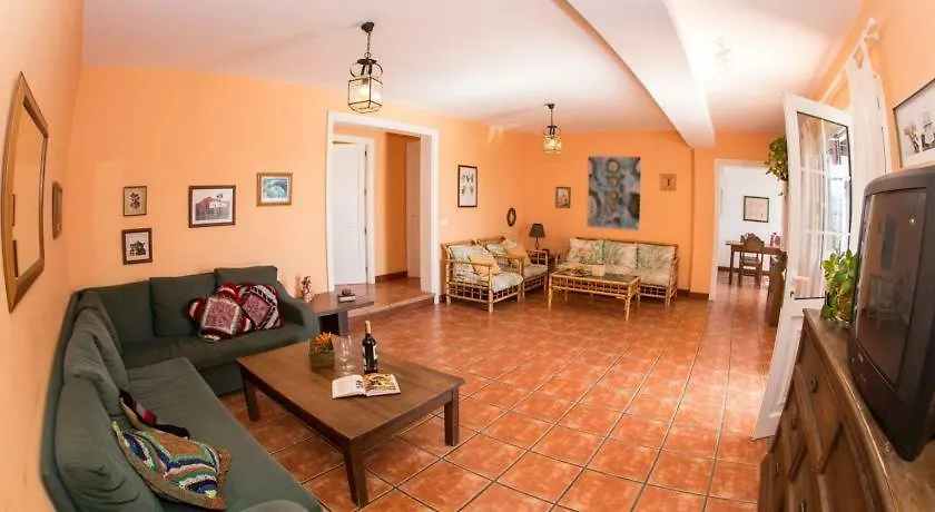 Casa Tiati-1