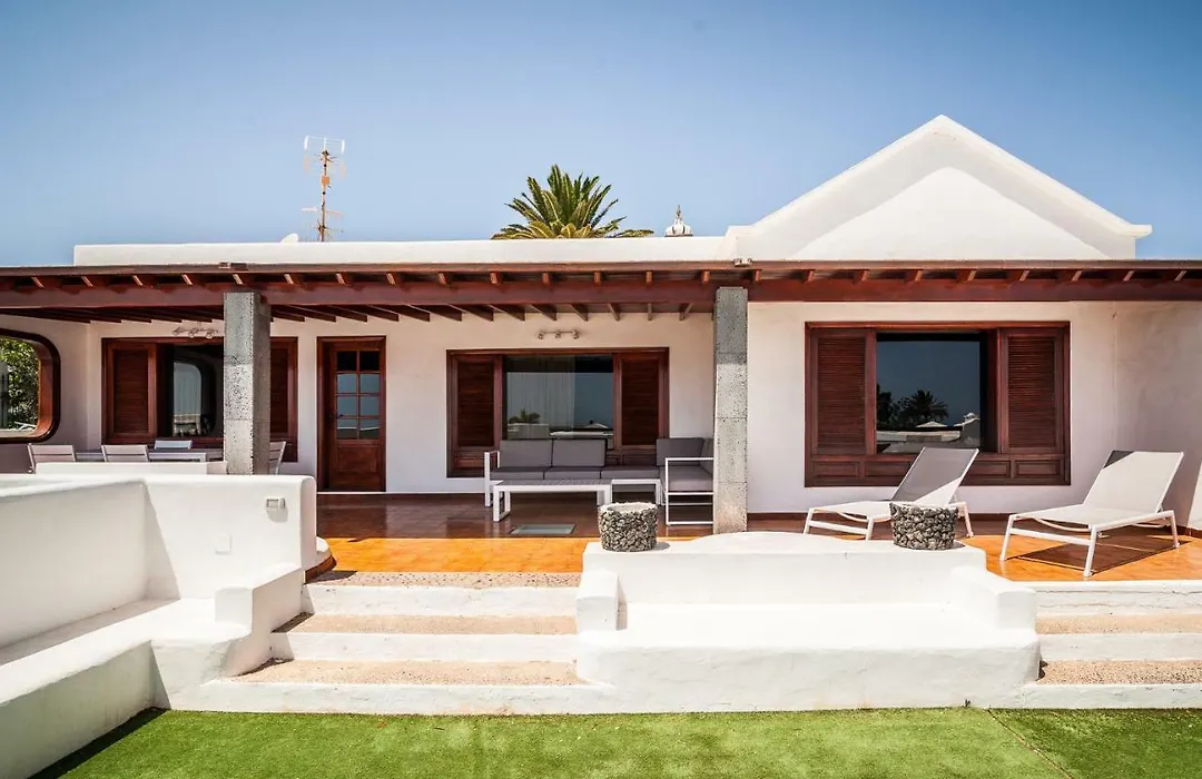Magnifica Villa Al Lado Del Mar-1
