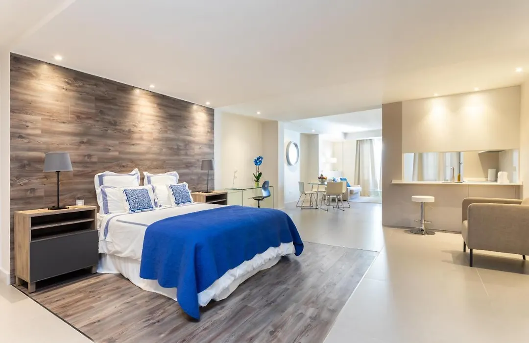 Rooms & Suites Loft 2H - Central Arrecife, Lanzarote - Free Parking-1