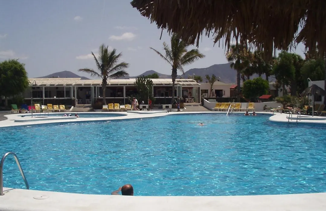 Las Brisas-1