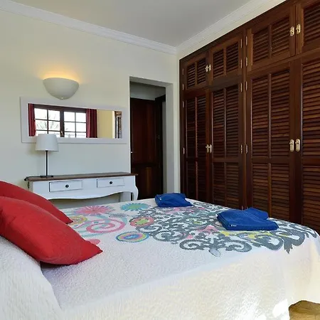 Private Villa With Pool Faro Park-3