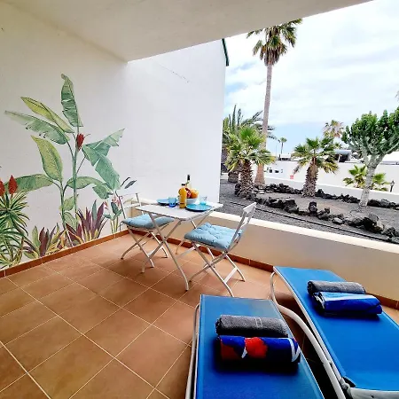 Apartamento Eduardo A Primera Linea Del Mar-2