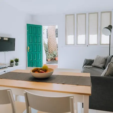 Central Location In A Great Complex With 300Mbps Internet-3