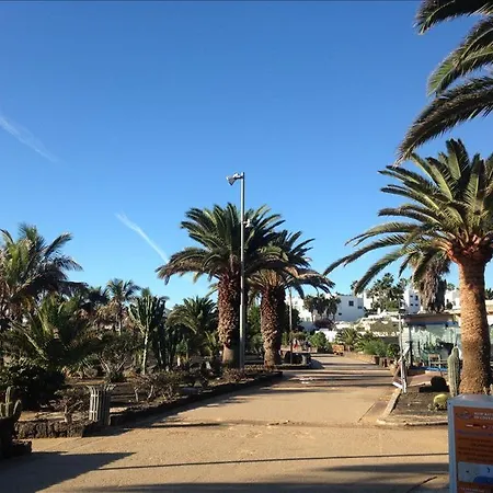 Elegant Costa Teguise Villa Villa Amapola Stunning Seaviews Private Heated Pool-3