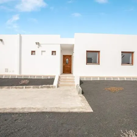 Villa 1B-3