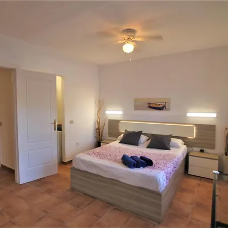 Vivienda Vacacional La Vela Baja-2