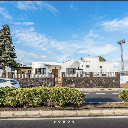 Casa En San Bartolome-3