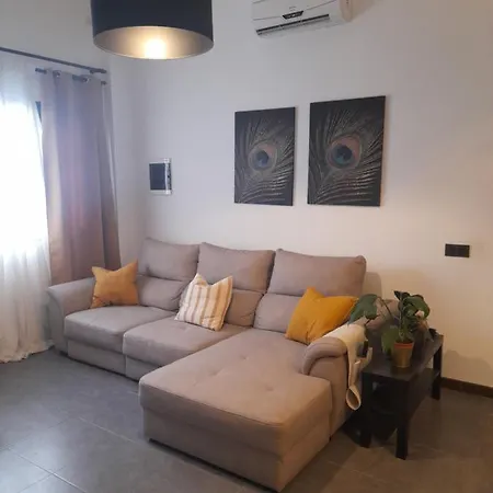 Precioso Apartamento De Dos Habitaciones Arrecife-2