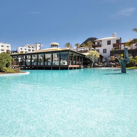 Hotel Livvo Volcan Lanzarote-2