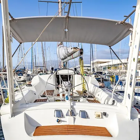 Relaxing Stay On A 38Ft Sail Yacht-2