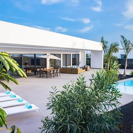 Villa Macán-2