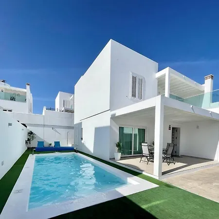 Villa Europa Golf Private Pool & Sea Views-3