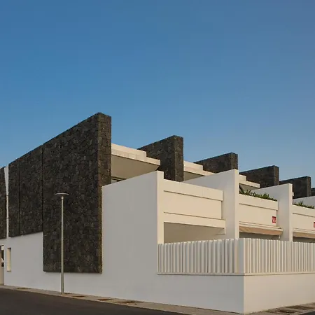 La Marinera House - Near The Beach, Air-Con, Fast Wifi And Sat Tv By Lanzarote Vacation Homes-2