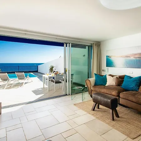Frontline Villa 25, Modern Coastal Design With Amazing Views-3