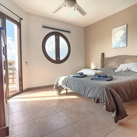Villa Rosa Gadis-2