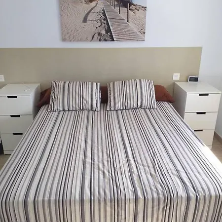 Luxury Villa With Jacuzzi In The Heart Of Lanza-3