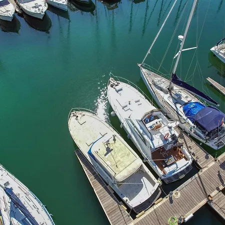 Houseboat Isurus Quinto-3