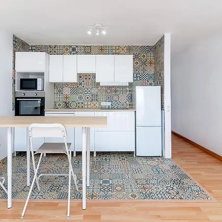 Fantástico apartamento con terraza y vistas al mar-3