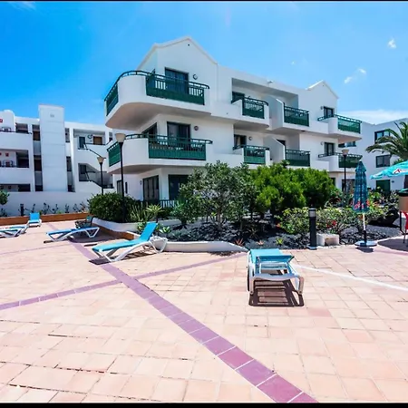 Charming Studio In Costa Teguise With Shared Pool - 35 Sqm-2