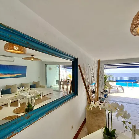 Frontline Villa 26, Modern Coastal Design With Amazing Views-2
