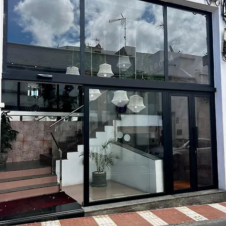 Hostal Residencia Cardona-2