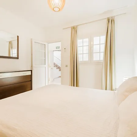 Apartment Old Town Reina Sofia 4-3